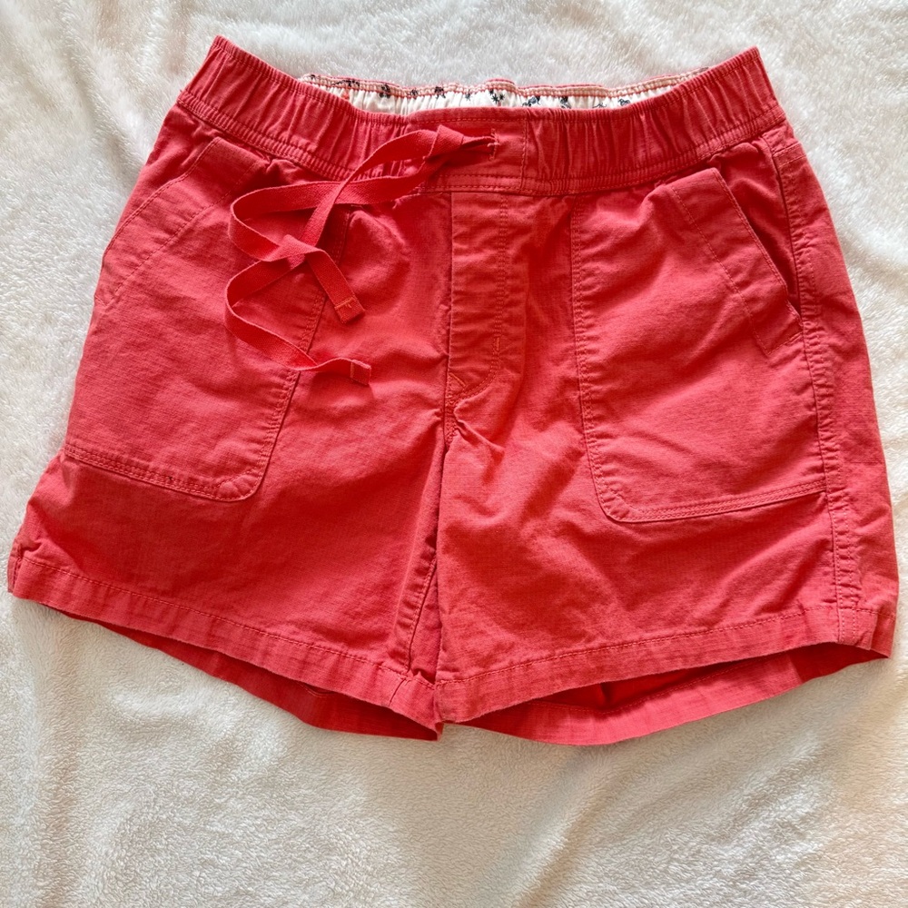 Women’s The North Face Cargo Shorts small